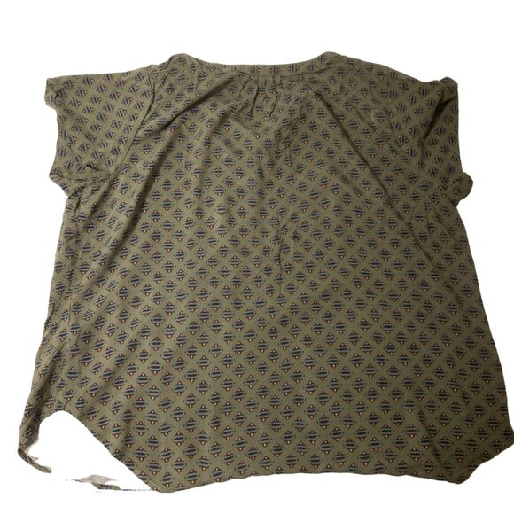 Liz Claiborne Pullover Top  S/S Size 1X. - Picture 6 of 6